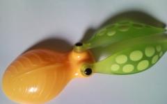 Folding squid picnic spoon - perfect tor eating the tuna salad