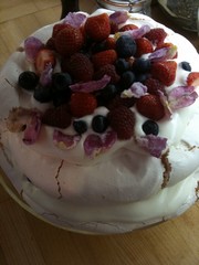 rose scented pavlova aerial view.jpg gf.jpg